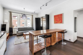 WeHost Top floor Transformable 2BR 8min to Centrum